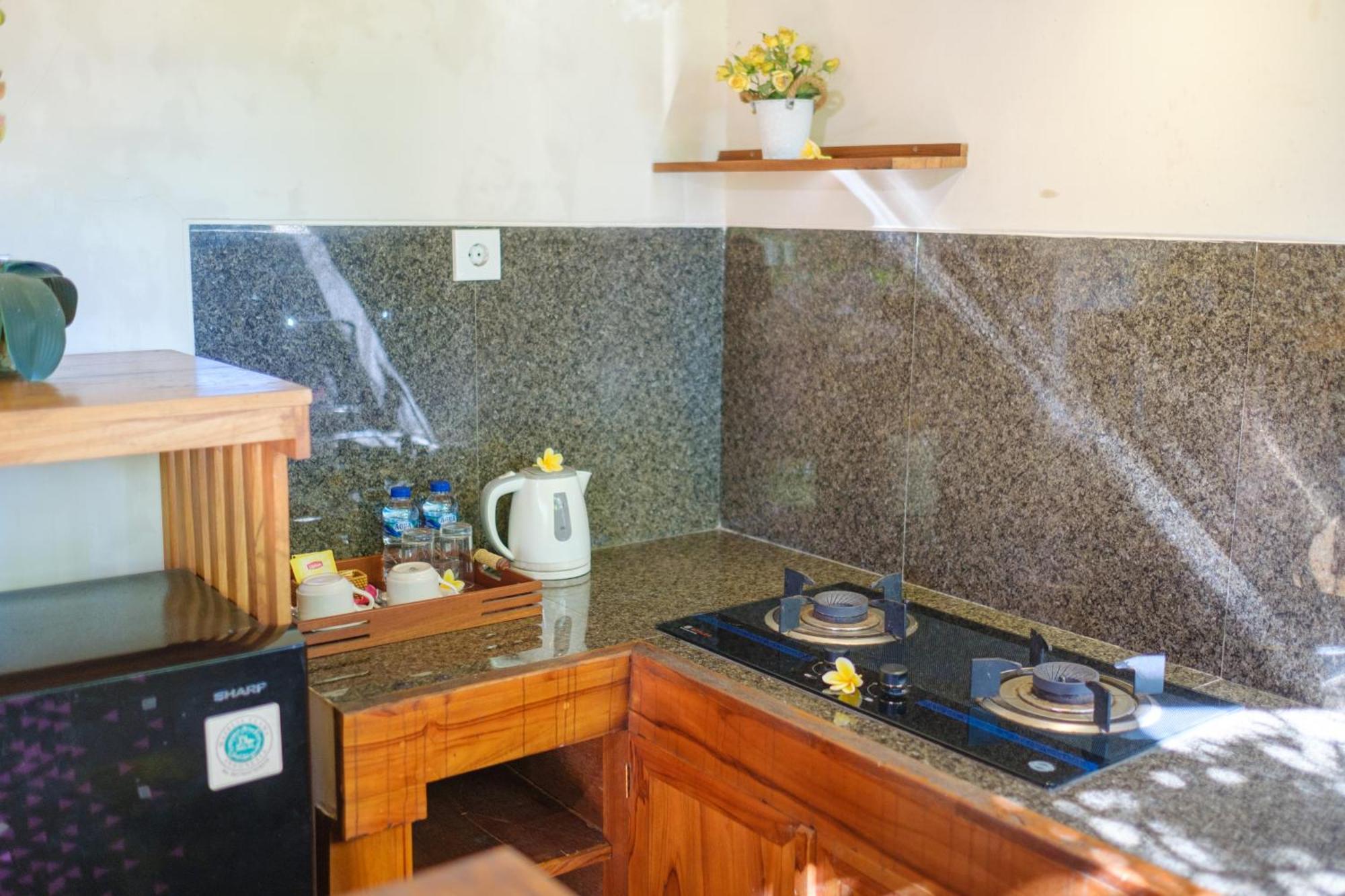 Puri Kobot Hotell Ubud Exteriör bild