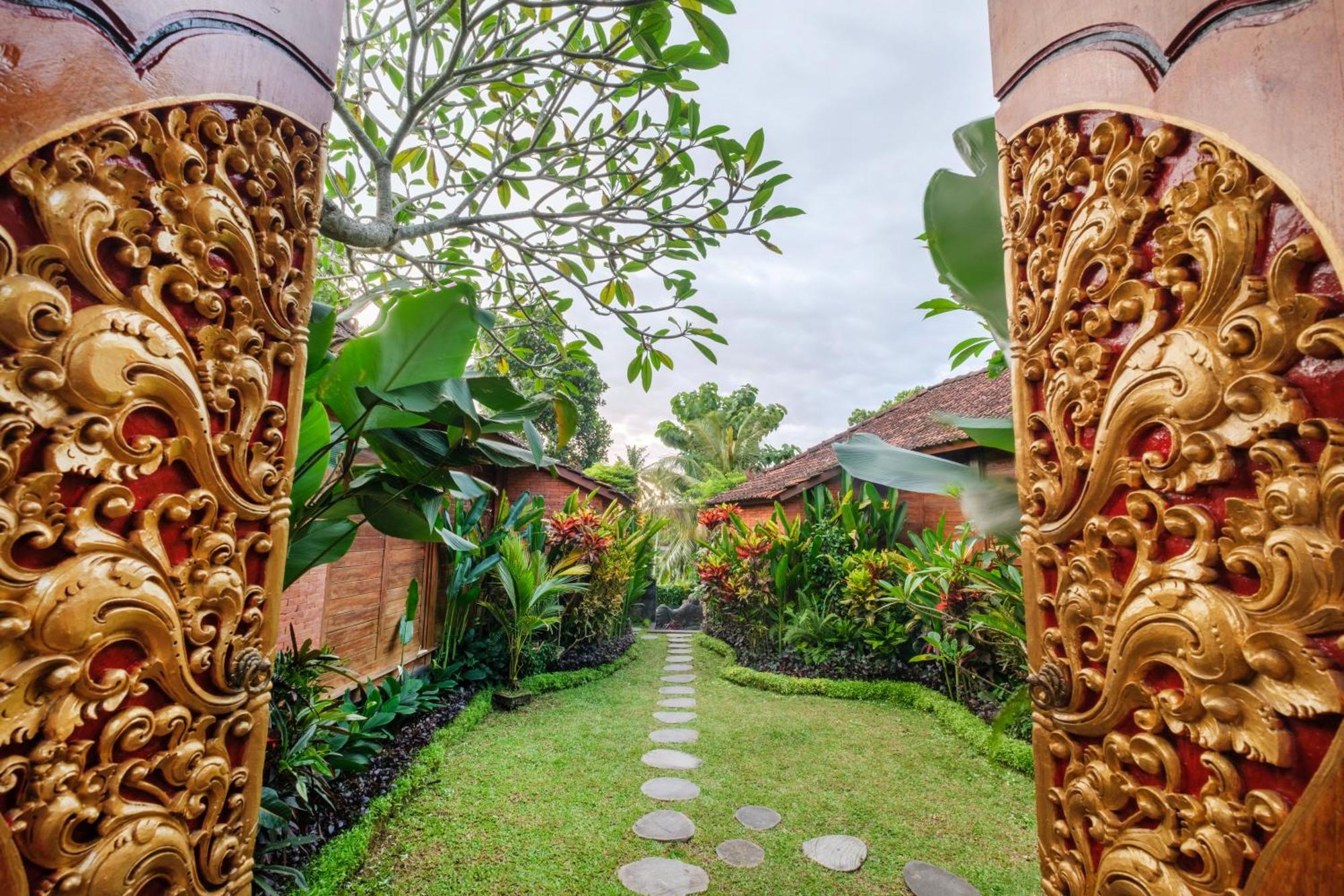 Puri Kobot Hotell Ubud Exteriör bild